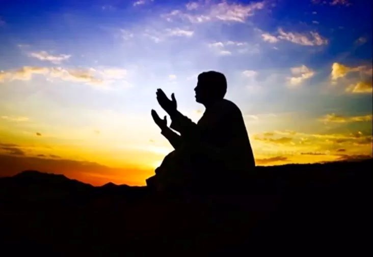 عبادت، وسیله طلوع وحدت